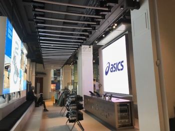 ASICS 2